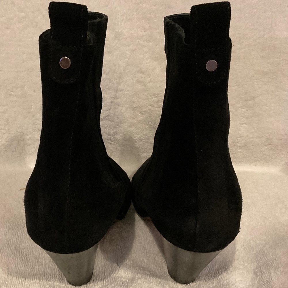 EUC VERONICA BEARD BLACK SUEDE BOOTIES - Picture 5 of 5